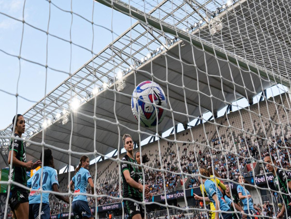  Sydney FC beat Western, claim fourth ALW championship 