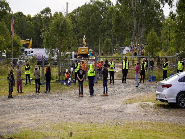  One arrested as Qld police clear Indigenous protesters 