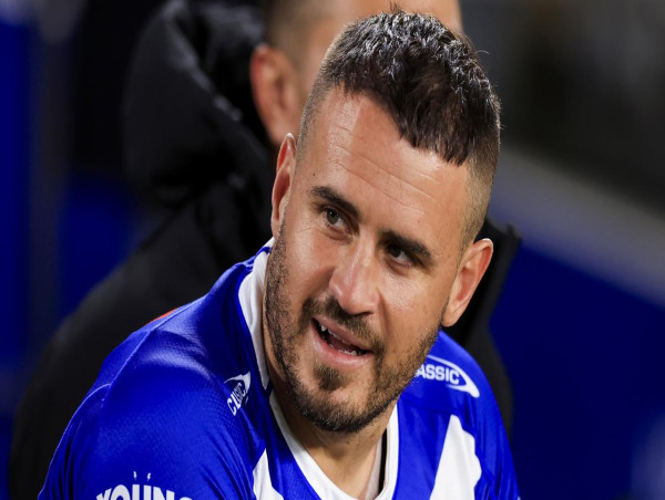  Bulldogs veteran Reynolds apologises for NRL ref spray 