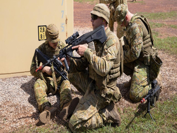  ADF personnel in line for $50k bonus to stay in uniform 