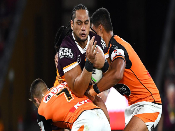  Taupau eyes new Broncos deal as old club Manly await 