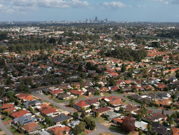  Water works to help combat Perth's urban sprawl 