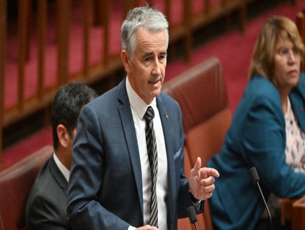  LNP's Rennick under pressure ahead of Qld preselection 