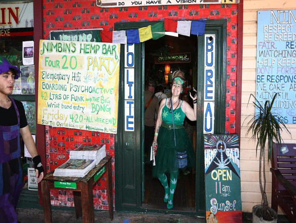  MardiGrass to mull big issues after the bong throwing 