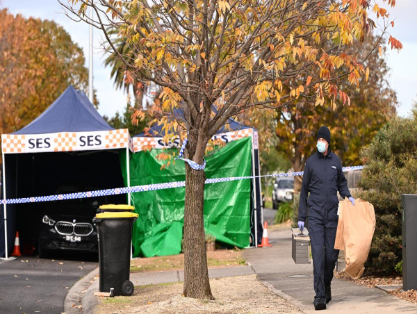 Man hands himself into police after fatal Vic shooting