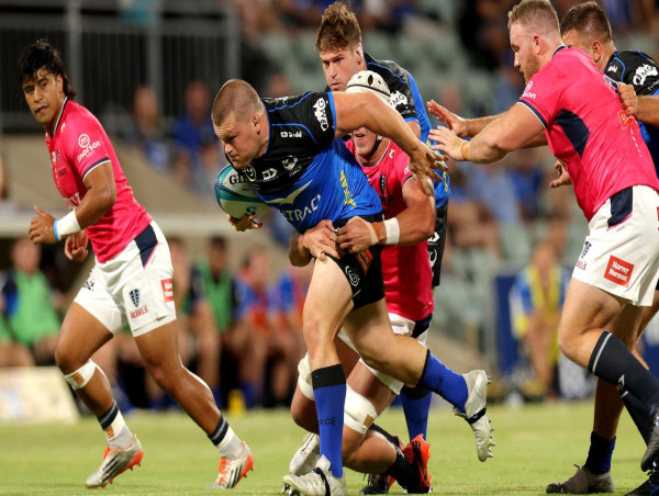 Wallabies duo Robertson, Fainga'a back for Force