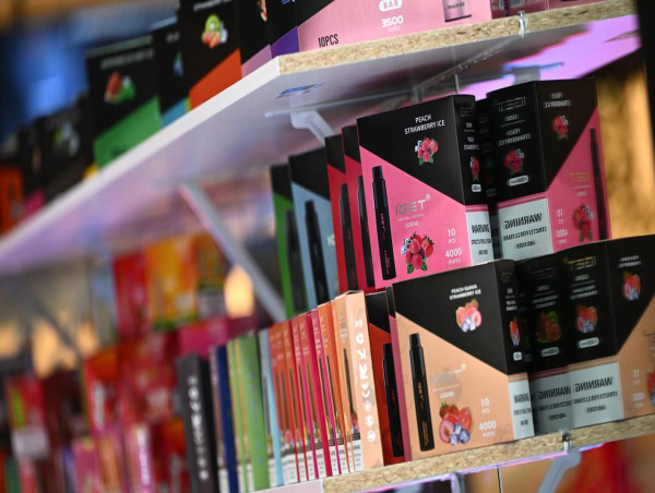  Supermarket found guilty of selling nicotine vapes 