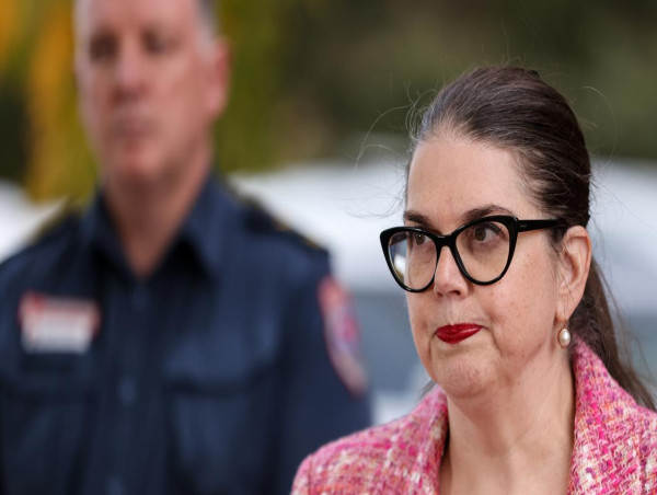  Hundreds caught up in Ambulance Victoria data breach 