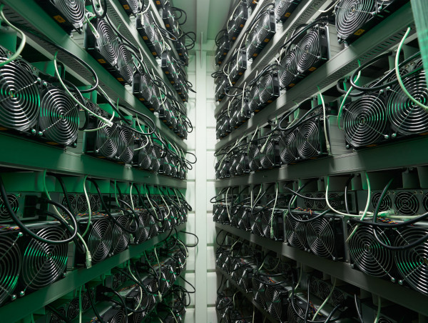 Hut 8 Mining produced 120 BTC as Marathon mined 979 in June