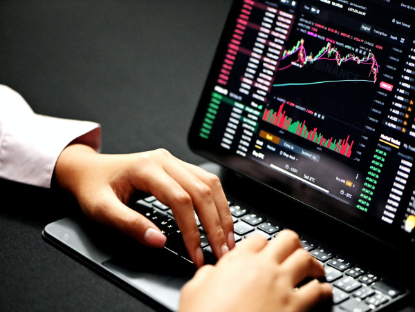  Amazon seeing big future in AI may be good news for AltSignals ($ASI) 