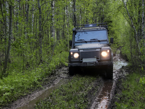  Tata Motors share price risk/reward is getting unfavourable 