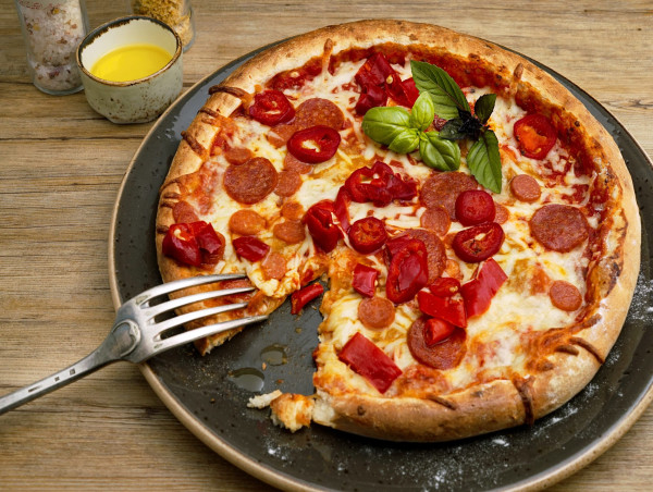  Domino’s to list menus on Uber Eats: ‘worth every penny to its stock’ 