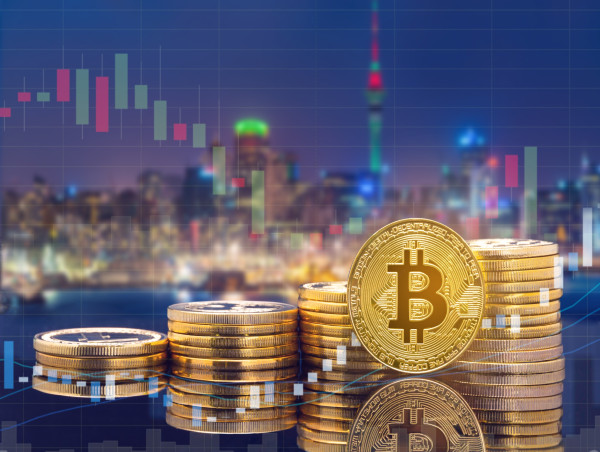 Falling yields are a boon for Bitcoin, but prudence is still wise as sentiment picks up