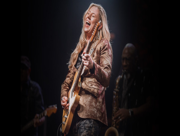  Joanne Shaw Taylor, #1 Billboard Blues Guitarist, Singer-Songwriter, Has Added 19 Dates To Her Fall Tour 