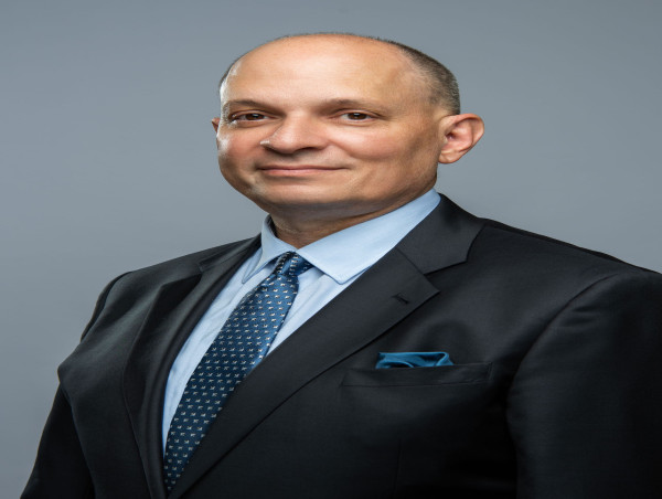  Renowned CEO, John Taylor McEntire, Attains Amazon Best-Seller Status with The Keys to Authenticity 