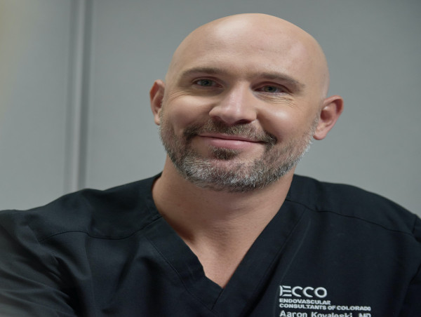  Dr. Aaron Kovaleski Conducts Research on Auryon Atherectomy System, Demonstrating Positive Clinical Outcomes 