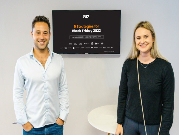  R17 Ventures: 5 Strategies for Black Friday Success 