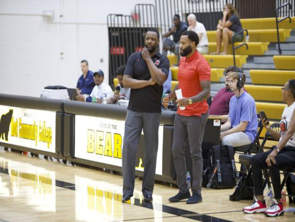 Flint Monarchs Drey Wynn named 2023 GWBA Coach of the Year