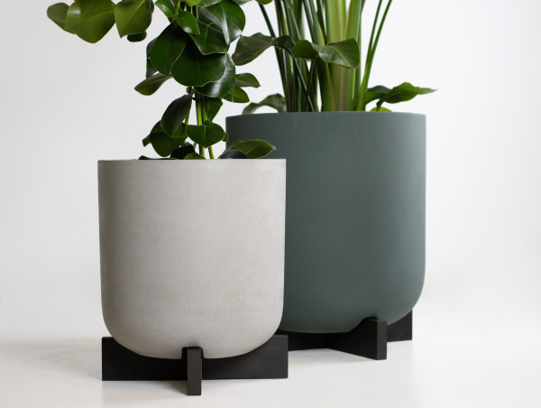 Alain Gilles embodies architecture logic into the design of a planter