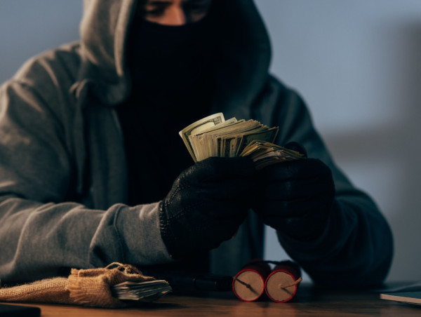  Curve Finance announces $1.85M public bounty to unmask DeFi exploiter 