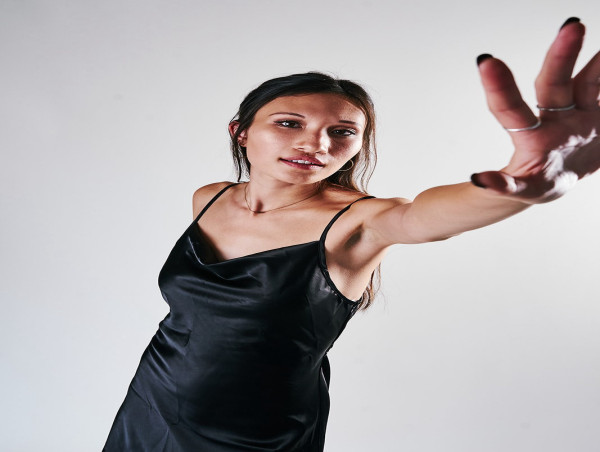  Nashville’s Annie Scherer has the #1 song on music’s leading platform for indie artists. 