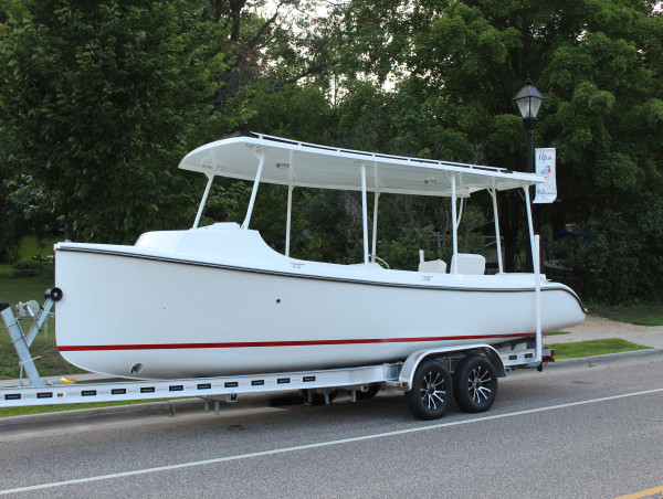  First 100% solar powered production boat launched in Minnesota 