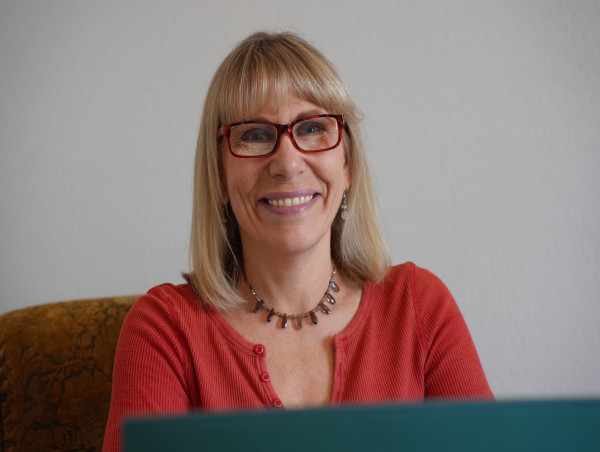 Business Law Professor, Cheryl Guz, Discusses How Small Businesses Can Create a Foundation for Success
