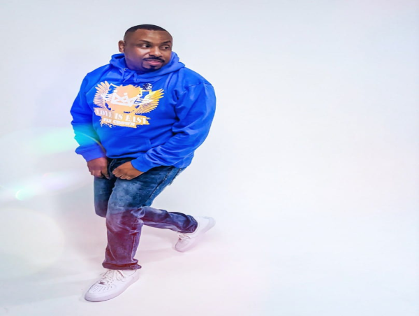  HIP Video Promo presents. SAYNT JAYSN explores the power of love in his 