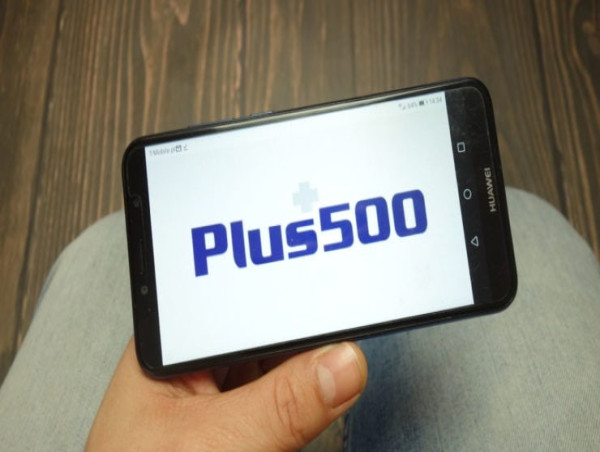Plus500 blames lower market volatility for a 43% decline in H1 profit