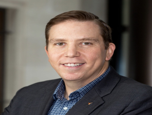 SideBar Podcast Welcomes Professor Stephen Vladek, Author of
