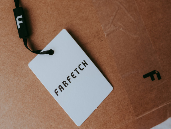  Farfetch stock price was cut nearly in half on Friday: explore why 