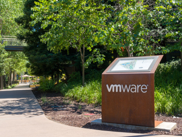  VMware expands strategic partnership with Nvidia 
