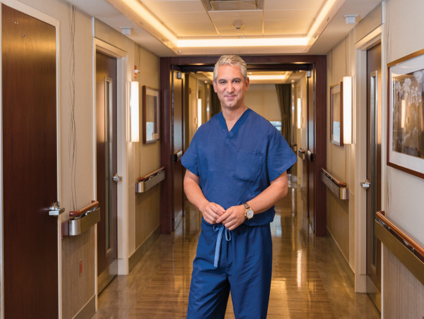 Dr. David Samadi: Surgery or Radiation for Localized Prostate Cancer? What men need to know