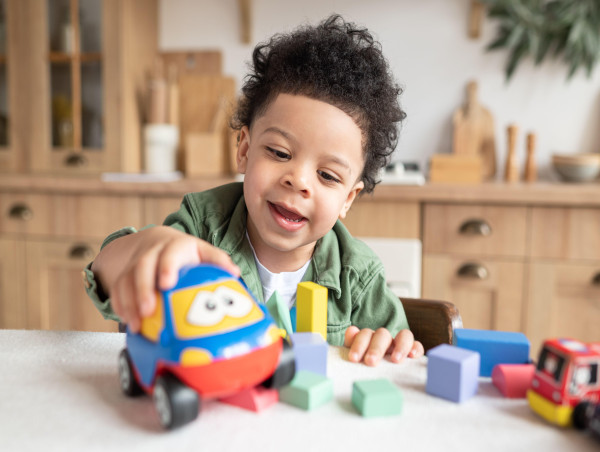  Many parents of under 5s on less than £50k ‘quit work due to childcare costs’ – survey 