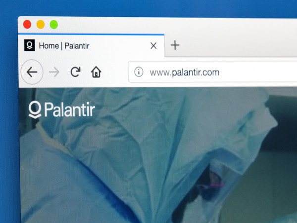  Dear Palantir stock fanboys: Here’s the next key price to watch 