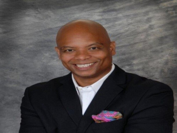 School Administrators Bridge the Gap: Strategies to Unify Parents, Students, and Educators for Student Success
