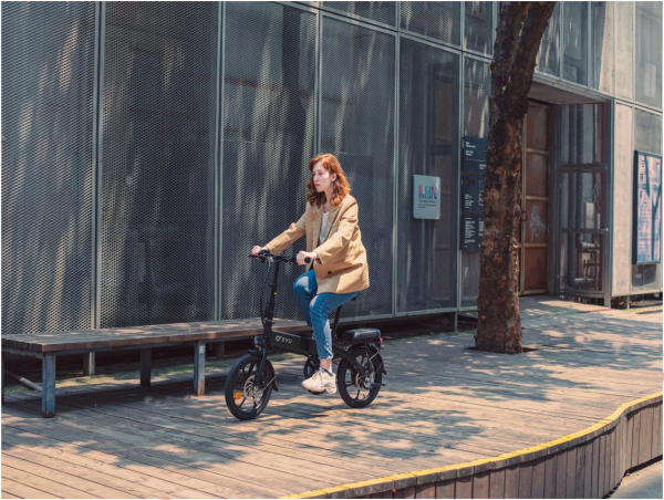 DYU A1F electric Bicycle: A harmonious dance between technology and life