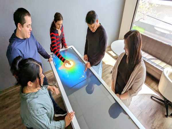  Virtuelles Labor für den Unterricht: High-Tech-Unternehmen Anatomage präsentiert neuen „Science Table“ 