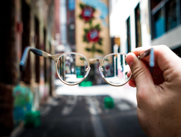 Xreal: a Chinese firm launches new AR glasses to compete with Apple and Meta 