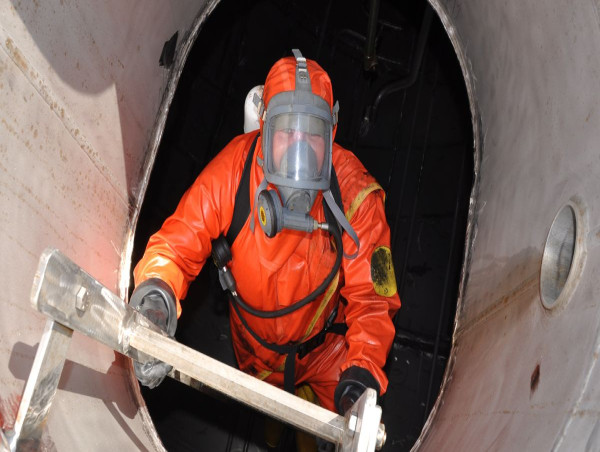  Ensuring Confined Space Safety Compliance: What Affected Businesses Need to Know 