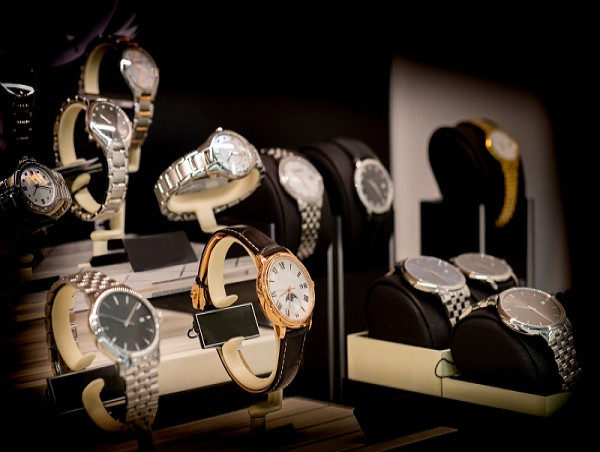  Watches of Switzerland (WOSG) shares up on positive five-year projection 