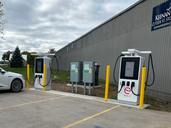  Inovis Energy Partners with Roan & Black to Electrify Michigan with Level 3 EV Charging Stations 