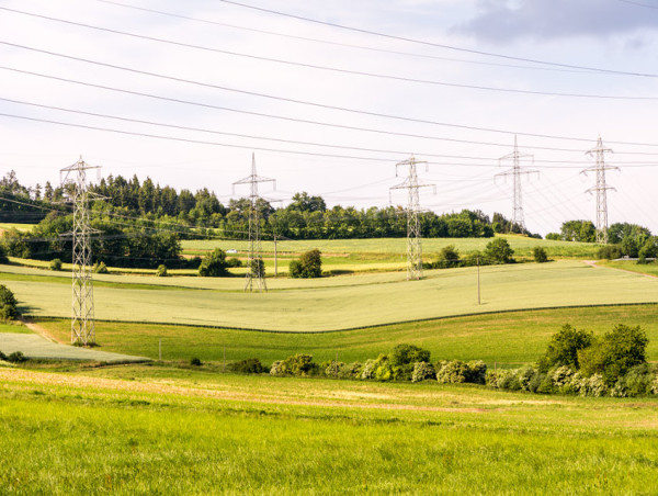 National Grid share price is stuck in a range: wait before you buy