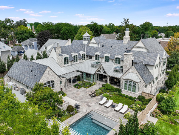  Concierge Auctions Announces Record-Breaking Sale of The Laurel Estate Outside of Chicago 