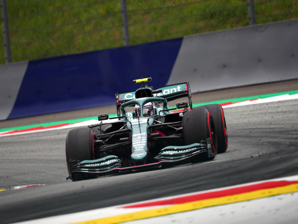  Las Vegas GP and Formula 1 peak: is FWONA stock a good buy? 