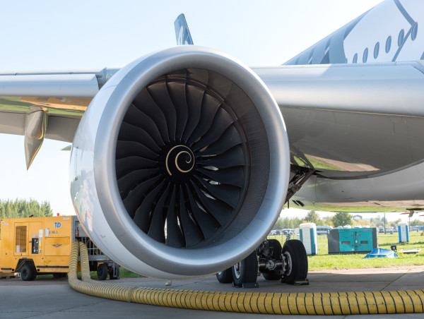  Rolls-Royce share price spectacular rise continues: still a buy? 