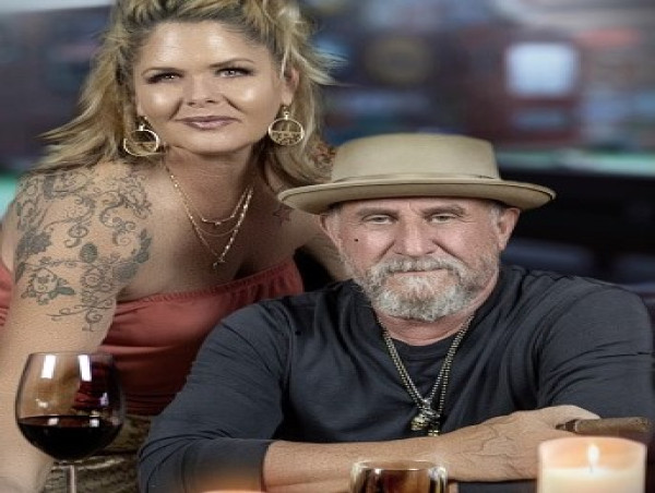  Husband and Wife Country Rock Duo Eleyet McConnell Share their “Crazy World” on Debut Album 