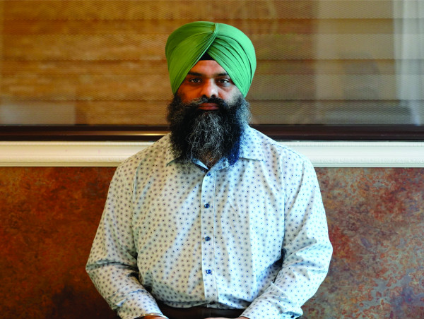  Sikh-American Visionary Satpreet Singh Granted DBA for Leading Sustainable Practices in Supply Chain Management 