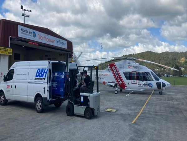  B&H WORLDWIDE SURPASSES TIGHT DEADLINES WITH AOG AIRCRAFT ENGINE MOVEMENT FOR NRHL 