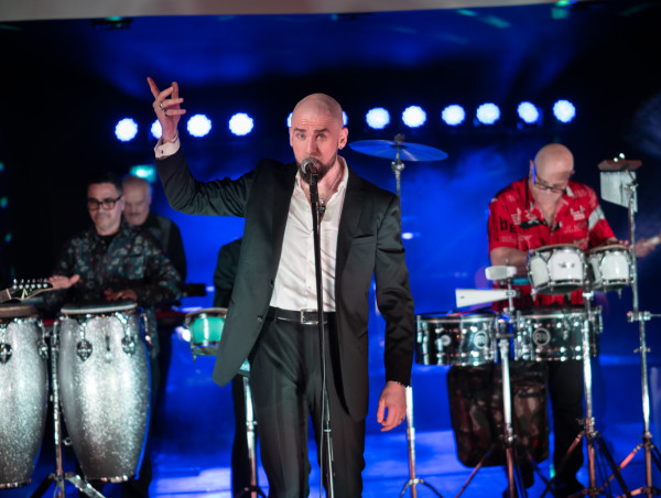  The Danny DeGennaro Foundation and DDF Jam Records announce the release of their latest music video, “Soul Searching.” 